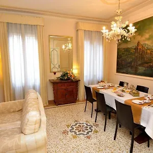 Bed & Breakfast Ca Del Modena, Venice